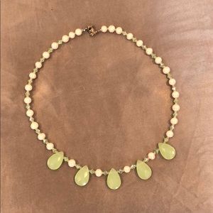 Pearl and quartz necklace